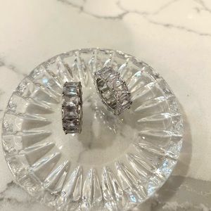 SET OF 2, BEAUTIFUL Full circle diamond rings